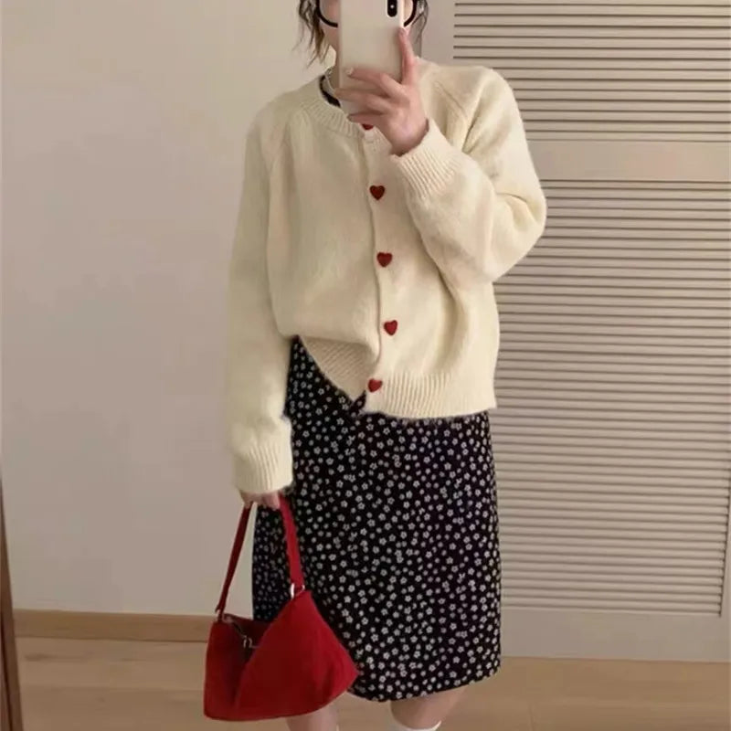Korean Round Neck Versatile Design Caring Girl Button Knit Cardigan 2024 Autumn and Winter New Sweater Jacket Women's Top