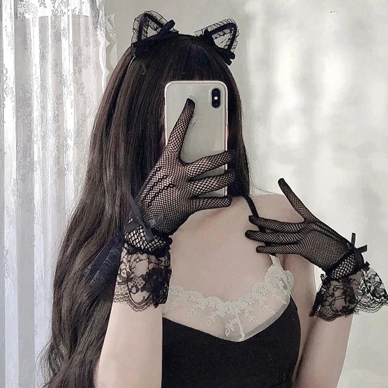 Girls Lolita Lace Hollow Out Gloves Women Ceremony Etiquette Mesh Thin Mittens Gothic Punk Sexy Glove Black White Soft Elastic