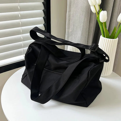 2025 Large capacity Travel Tote Bags for Women nylon Shoulder Messenger Bag Sports Yoga Satchels Fashion Woman Handbag Black