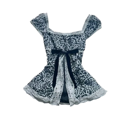 Y2K fashion retro clothing from the charming sweet sexy floral slender punk baby T-shirts streetwear halter tops aesthetic women black 2