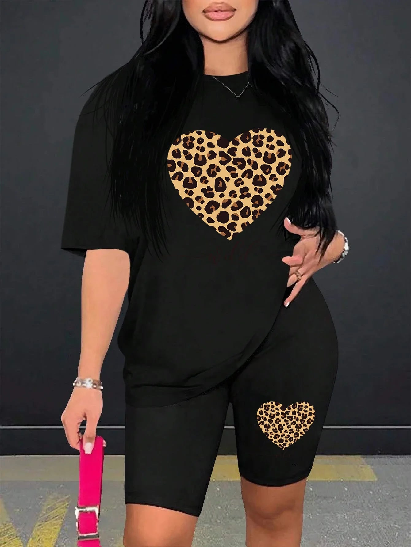 Leopard Heart Pattern Printing Shorts Sets Fashion Cartoon Women'S Two Piece Set Breathable Comfortable Short Sleeved Shorts Set Badiee Stylez