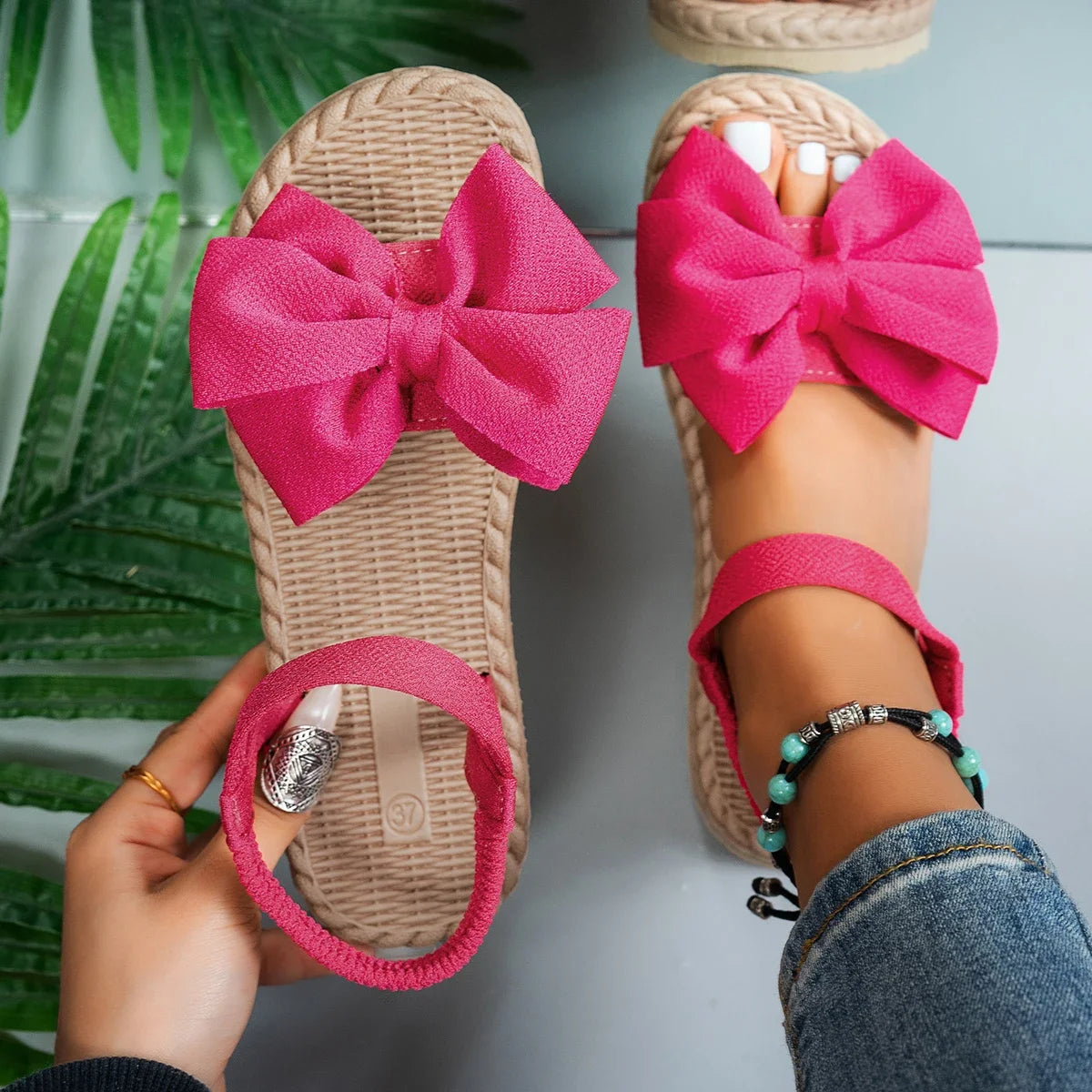 Women Sandals 2024 New Summer Lightweight Sandals Fashion Beach Casual Slippers Outdoor Bow Tie Flat Shoes Home Slides Women Rosy Red