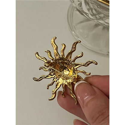Antique Jewelry Fashion Golden Sun God Brooch for Women Men Coat Accessories Female Vintage Crystal Brooches