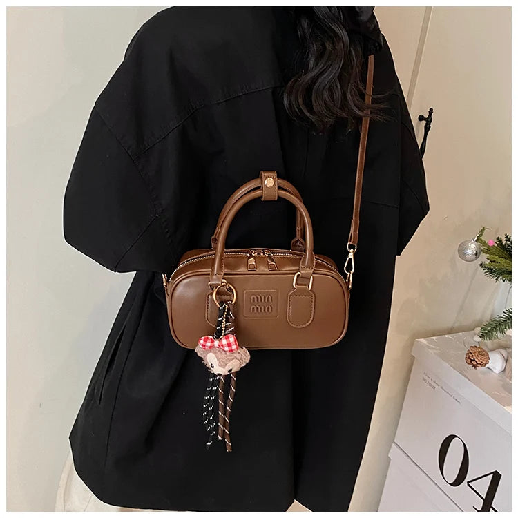 Luxury high-end designer portable bowling bag female 2025 new autumn and winter fashion all-match messenger bag small square bag