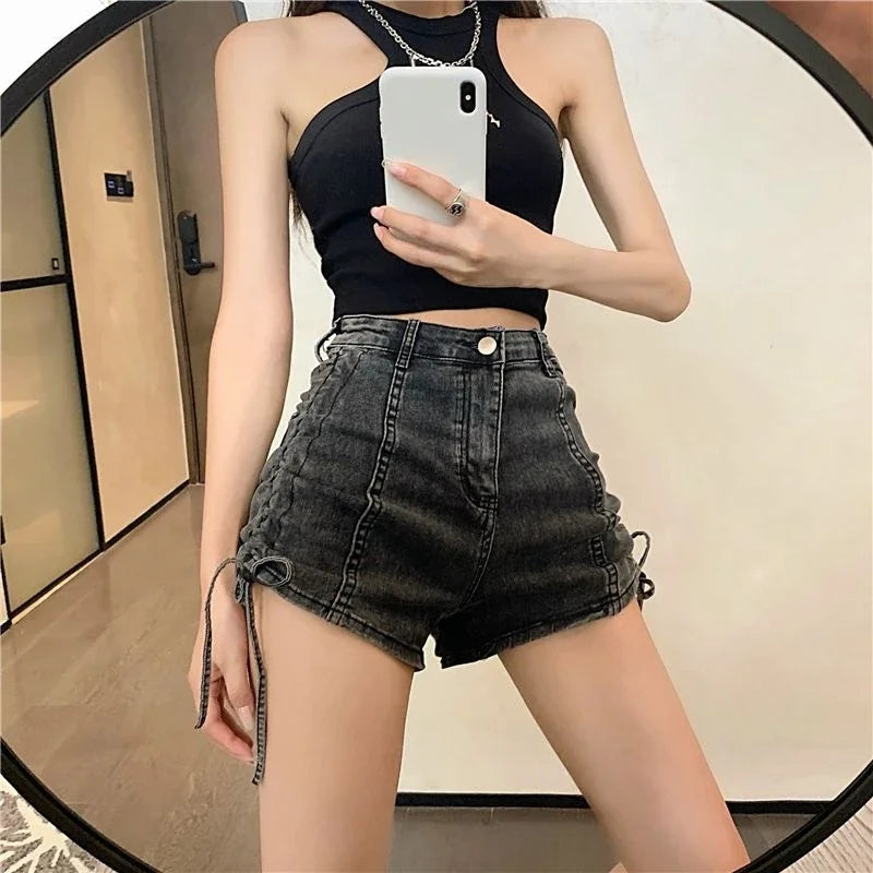 Korean Style Sexy Tight Women's Denim Shorts Designer New In Streetwear Design Y2k Harajuku Low Price Female Short Jeans Pants