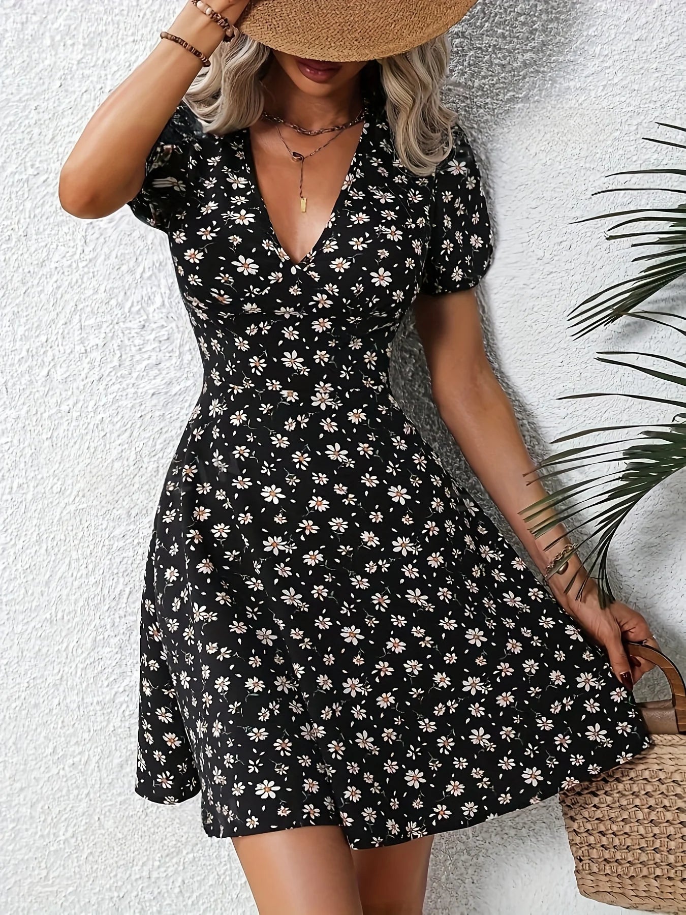 New Summer Women's Elegant Floral Printed Dress Casual Vacation Sweet V Neck Puff Sleeve Dresses black