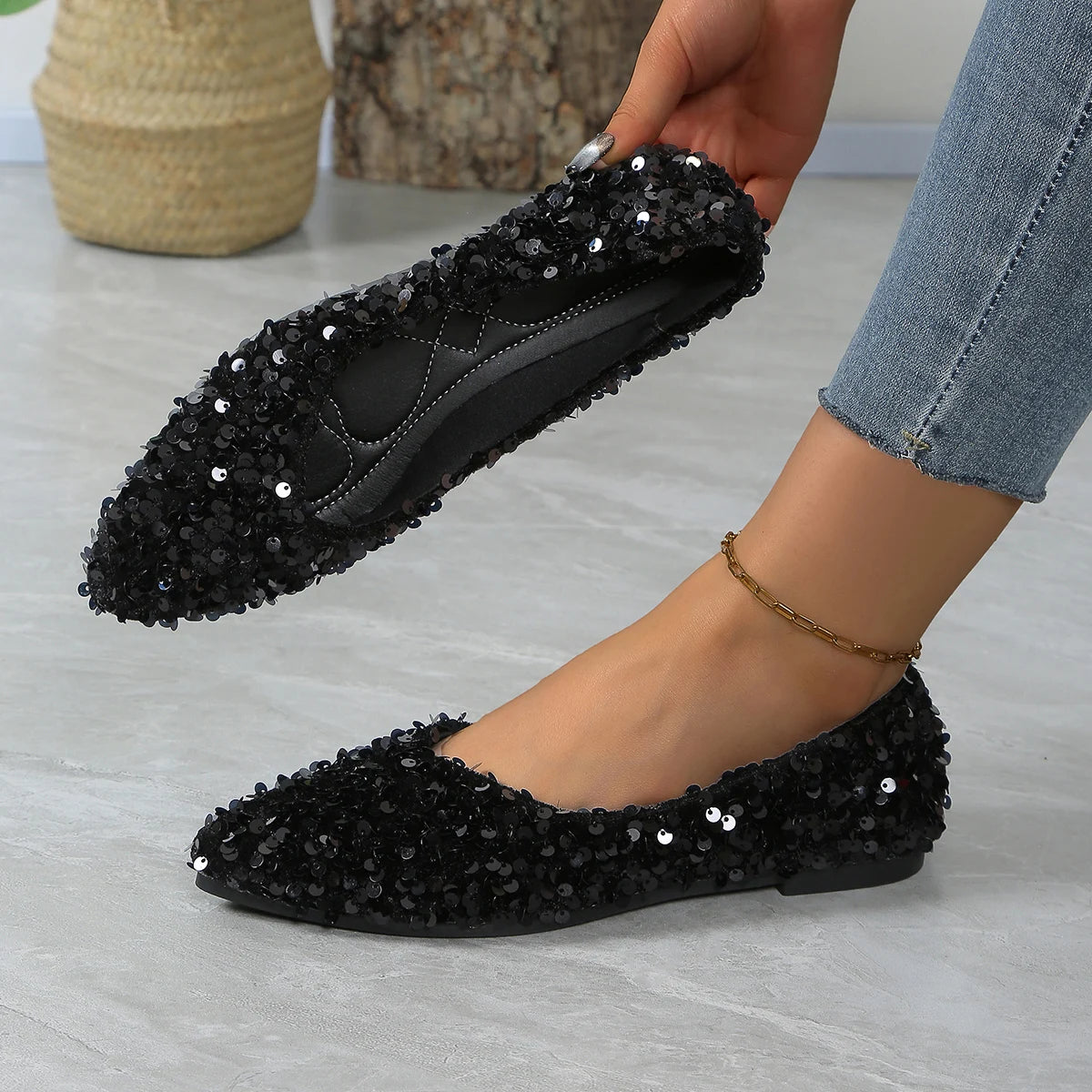 Sequin Designer 2025 Spring New Style Fashion Round Toe Non-slip Flat Shoes Casual Comfortable Shallow Mouth Women's Loafers