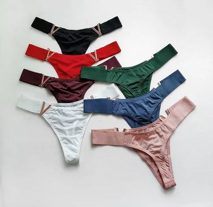 Europe and the United States sexy V-shaped metal thong sports hip lift low waist high fork T pants women thong lingerie cute