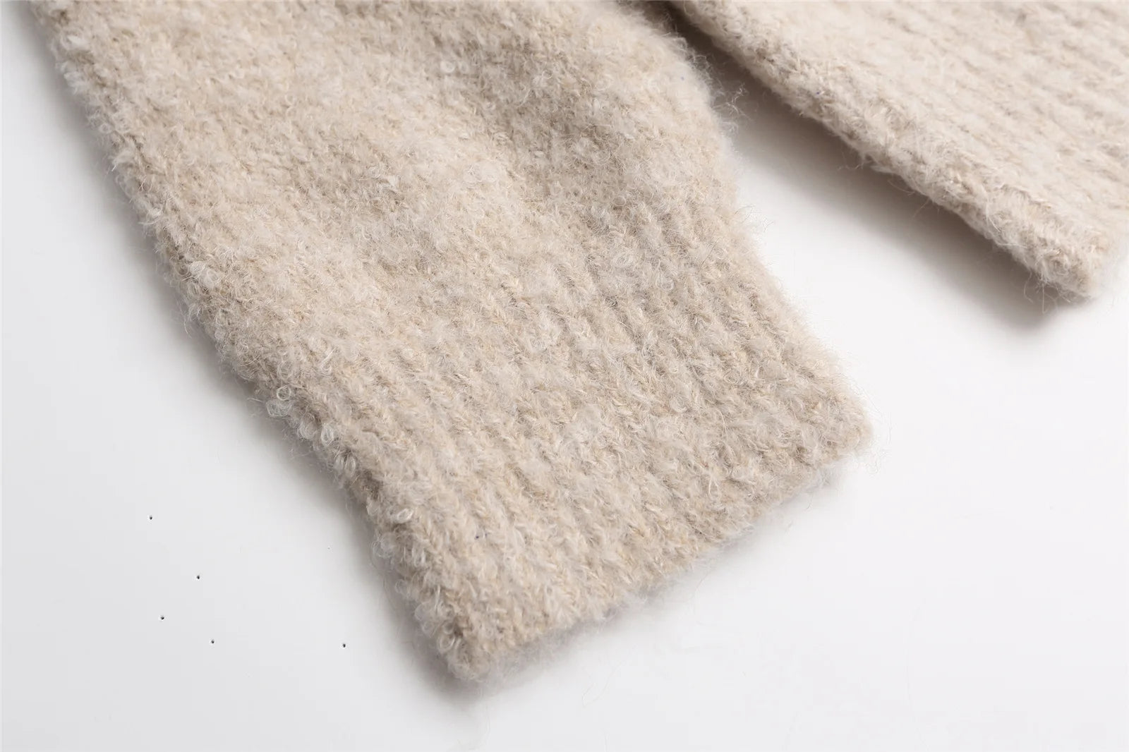 2025 Autumn and winter men's and women's American retro fun cute cat jacquard knitted sweater loose and lazy couple's top Badiee Stylez