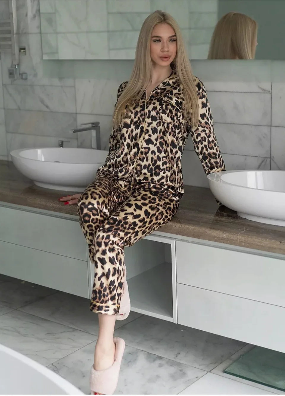 Leopard Print Long Sleeve Pajmaas Set Spring New Silk Satin Sleepwear Home Clothes Loose Casual Home Clothes Trouser Suits