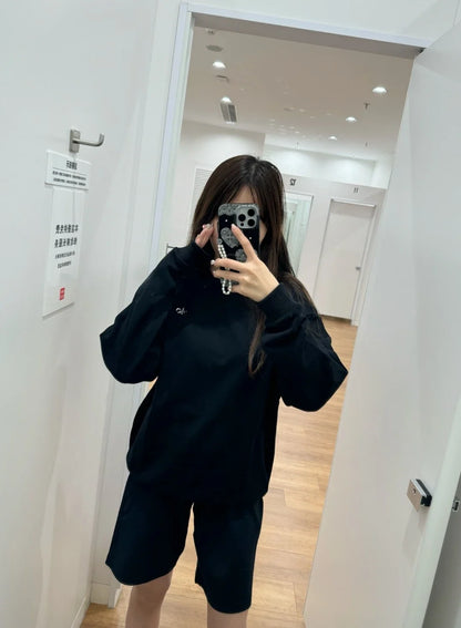 Fashion Trends Solid Long Sleeves Top Spring Black Red Round Neck Sweatshirts Simple Classic Letter Loose Casual Sports Top