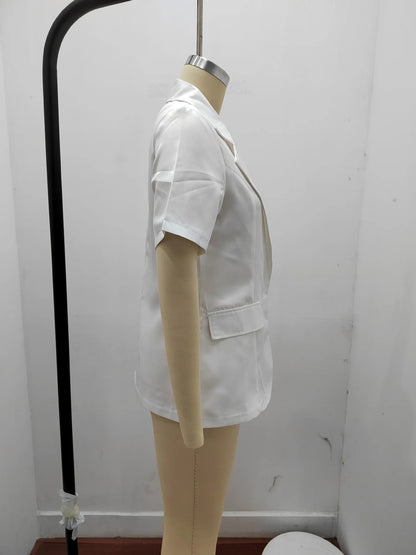 Summer women's temperament, fashionable and loose fitting small suit, European and American solid color suit collar, short sleev