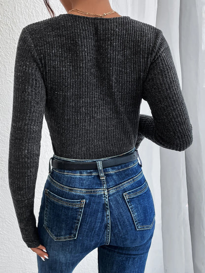 Sexy V-neck Long Sleeve Diamond Pattern Sweater with Split Flared Cuffs for Women Knitted Autumn Wear