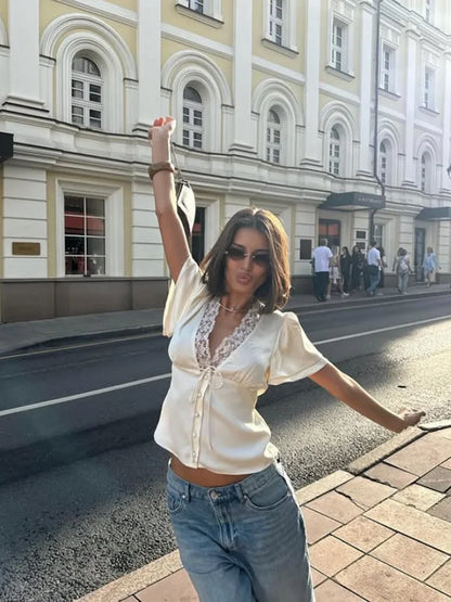 Lace Patchwork Short Sleeve Tops for Women V Neck Sheath Solid Tees Fashion Female Sexy Club T-shirts Elegant Casual