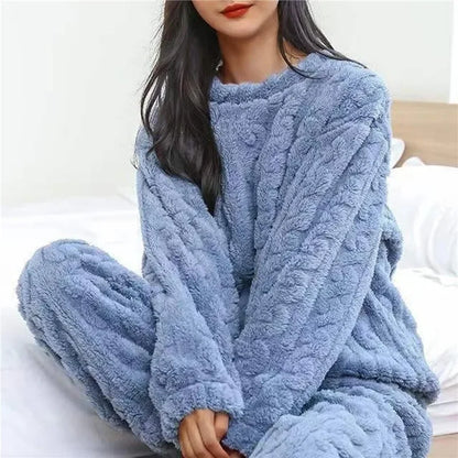 Soft Coral Velvet Jacquard Warm Pajama Set for Women Cozy Loungewear Outerwear for Winter Christmas Back to School Gift ﻿ Blue 50-77.5kg