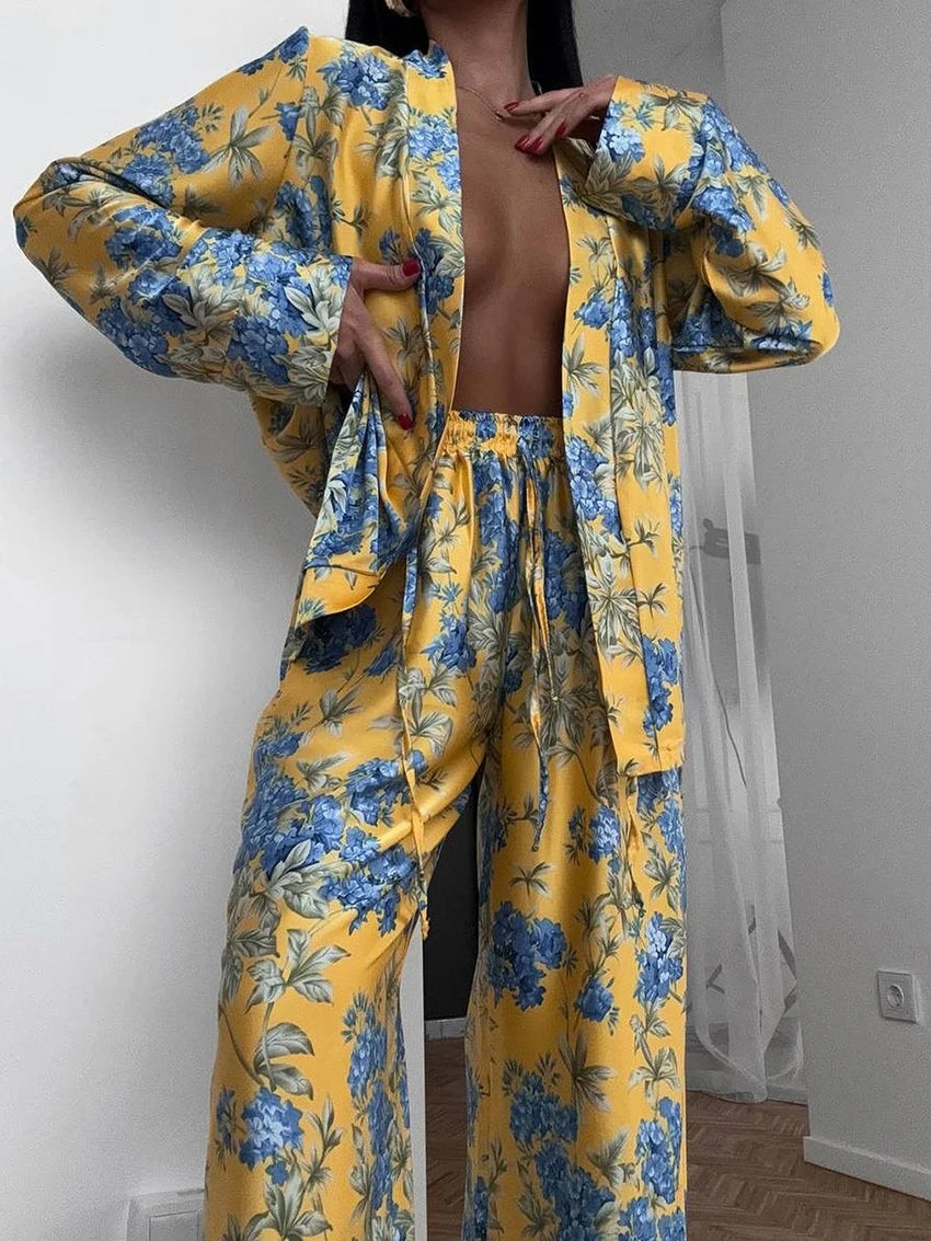 Marthaqiqi Fashion Women Nightwear Suit V-Neck Pajamas Long Sleeve Nightie Lace Up Nightgowns Pants Printing Ladies Pyjamas Set