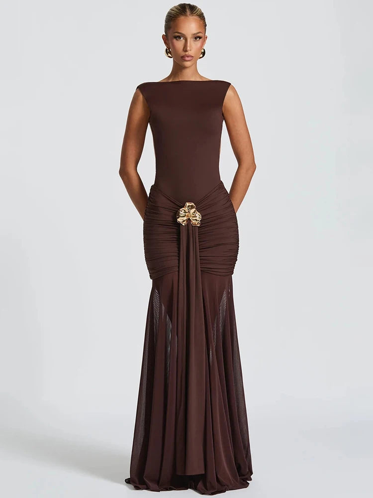 Mozision Metal Flower Backless Ruched Sexy Maxi Dress Women Gown Fashion Sleeveless Backless Bodycon Club Party Dress Elegant Coffee