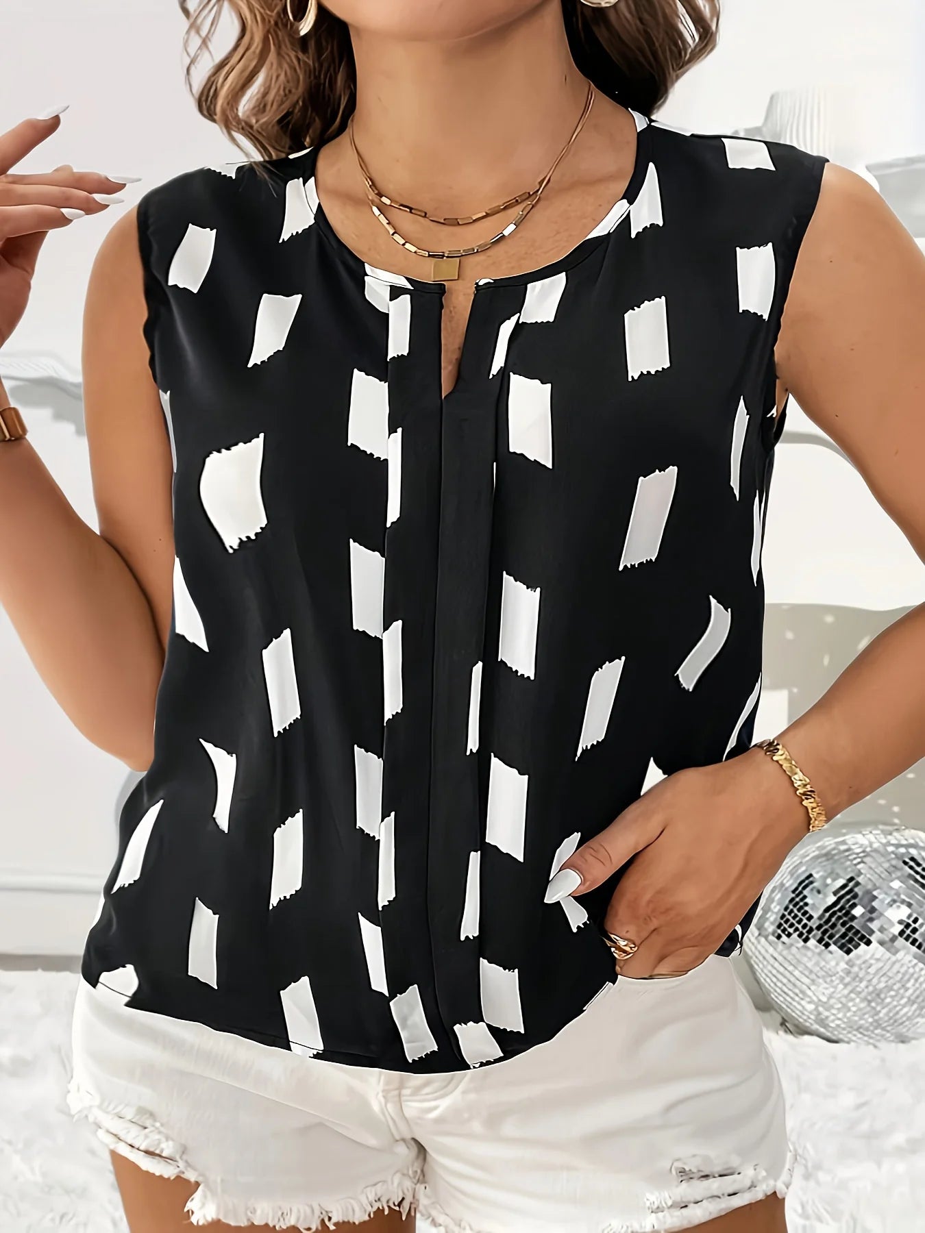 Plus Size 1XL-5XL Women's Fashionable Summer Sleeveless Printed Round Neck Casual Vest Top black