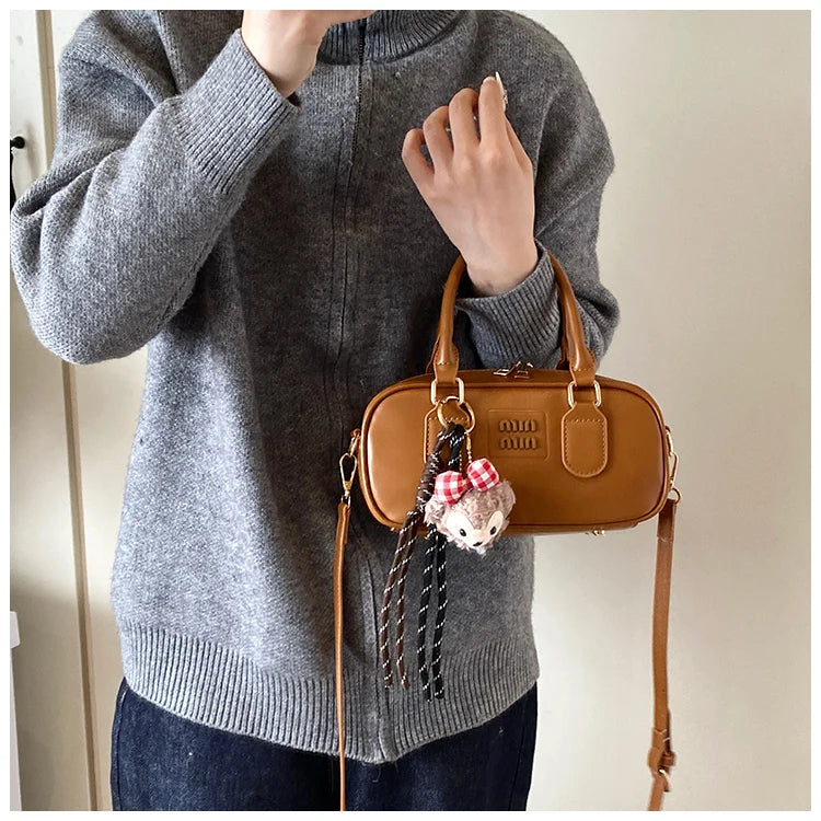 Luxury high-end designer portable bowling bag female 2025 new autumn and winter fashion all-match messenger bag small square bag