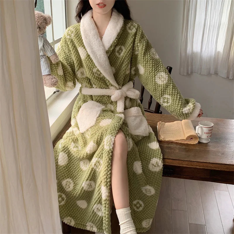 Women's Pajamas Cute Pijama Winter Sleepwear Warm Robe Sets Long Home Wear Bathrobe Plus Velvet Warmth Coral Fleece Nightgown green