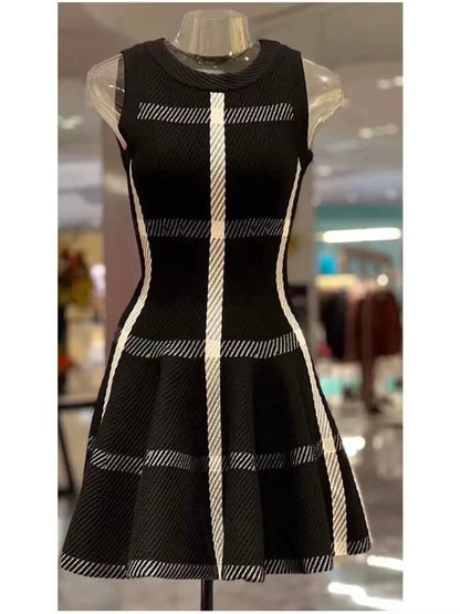2025 Korean Fashion Color Clash Sleeveless Cotton Mini A line Knit Dress for Women Trendy Summer Outfit 1