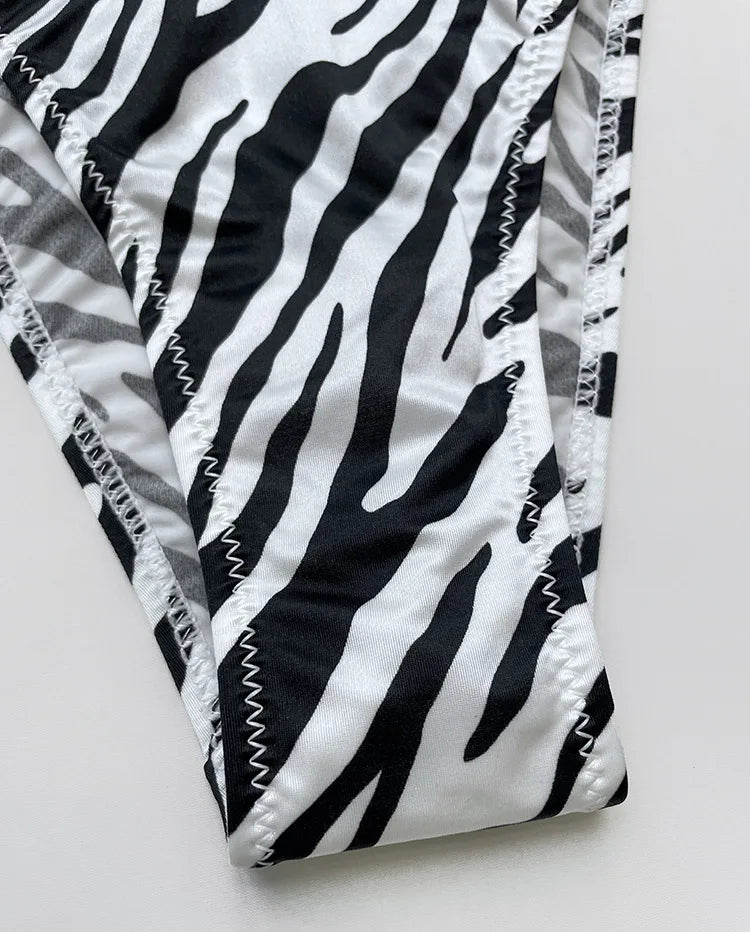 Sexy Panties Women Thongs Rhinestones Diamonds G-string Sports Thong Low Waist Shorts Briefs T-back Fitness S-XL