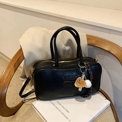 2025 new high-end luxury designer Boston handbag female niche retro fashion all-match pillow bag shoulder messenger bag trend Black PU CHINA