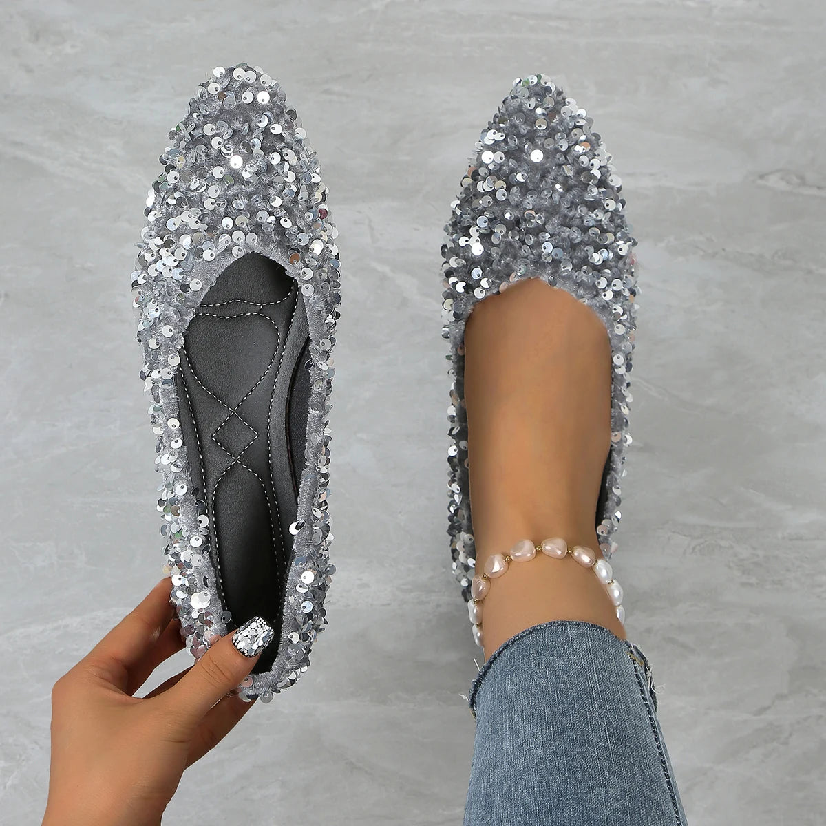 Sequin Designer 2025 Spring New Style Fashion Round Toe Non-slip Flat Shoes Casual Comfortable Shallow Mouth Women's Loafers