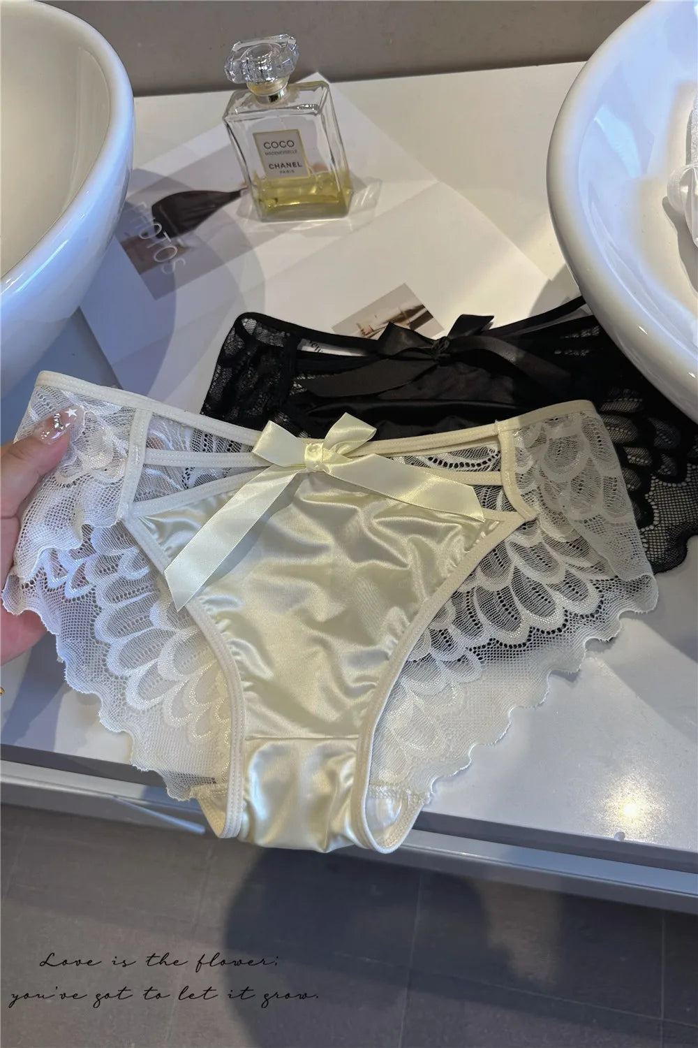 5Pcs Silk underwear, Women's intimate sexy lovely soft ﻿comfortable bowknot silk light thin triangular pants lace splicing