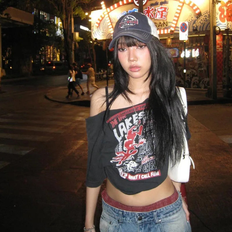 Gothic Tee Y2k Letter Print Off Shoulder Punk T-shirts Women Harajuku Summer Streetwear Grunge T Shirt Aesthetic Sexy Crop Tops