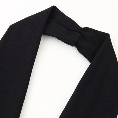 TRAF Halter Top Women Off Shoulder Deep V-Neck Crop Top y2k Sexy Backless Tank Top Street Style Casual Women's Summer Tops 2025