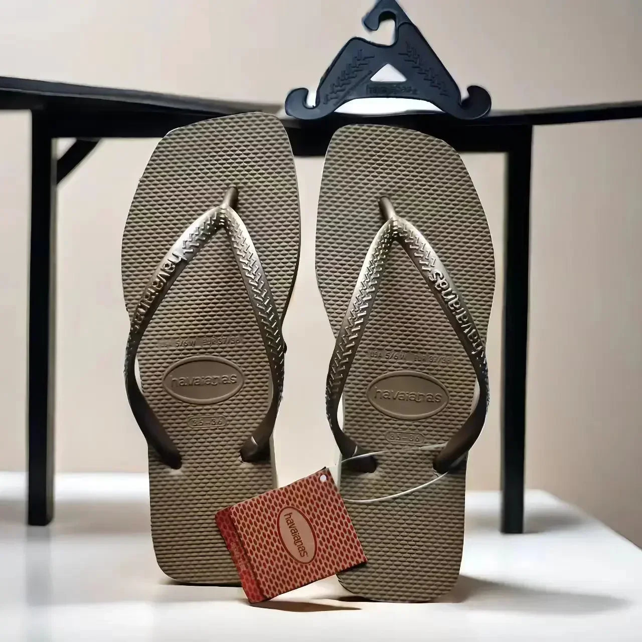 2025 Summer New Women's Square Toe Rubber Flip Flops Outdoor Beach Sandals Luxury Casual Slippers Size 35-42 Women's Shoes