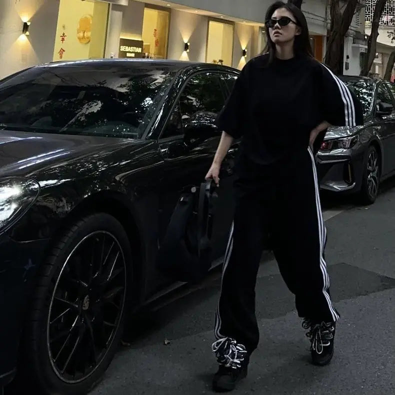 American Street-bombing Leisure Sportswear Suit Female Summer Student Loose Versatile Short-sleeved Trousers Two-piece Suit Tide 1