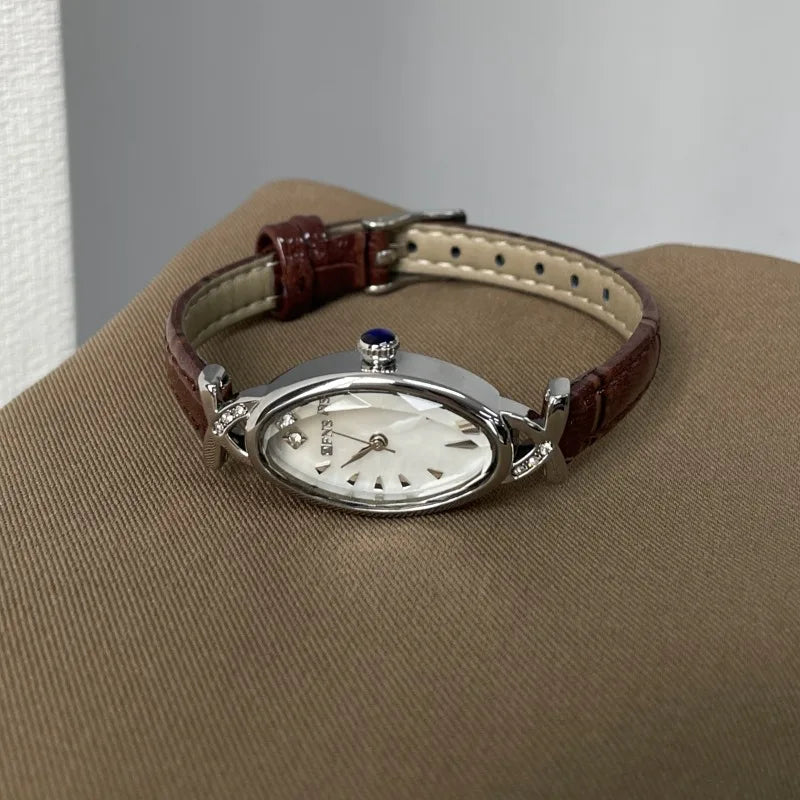 2025 Luxury Women's Quartz Watch Oval Sapphire Casual Ladies Clock Waterproof Brown Leather Elegant Ladies Watch