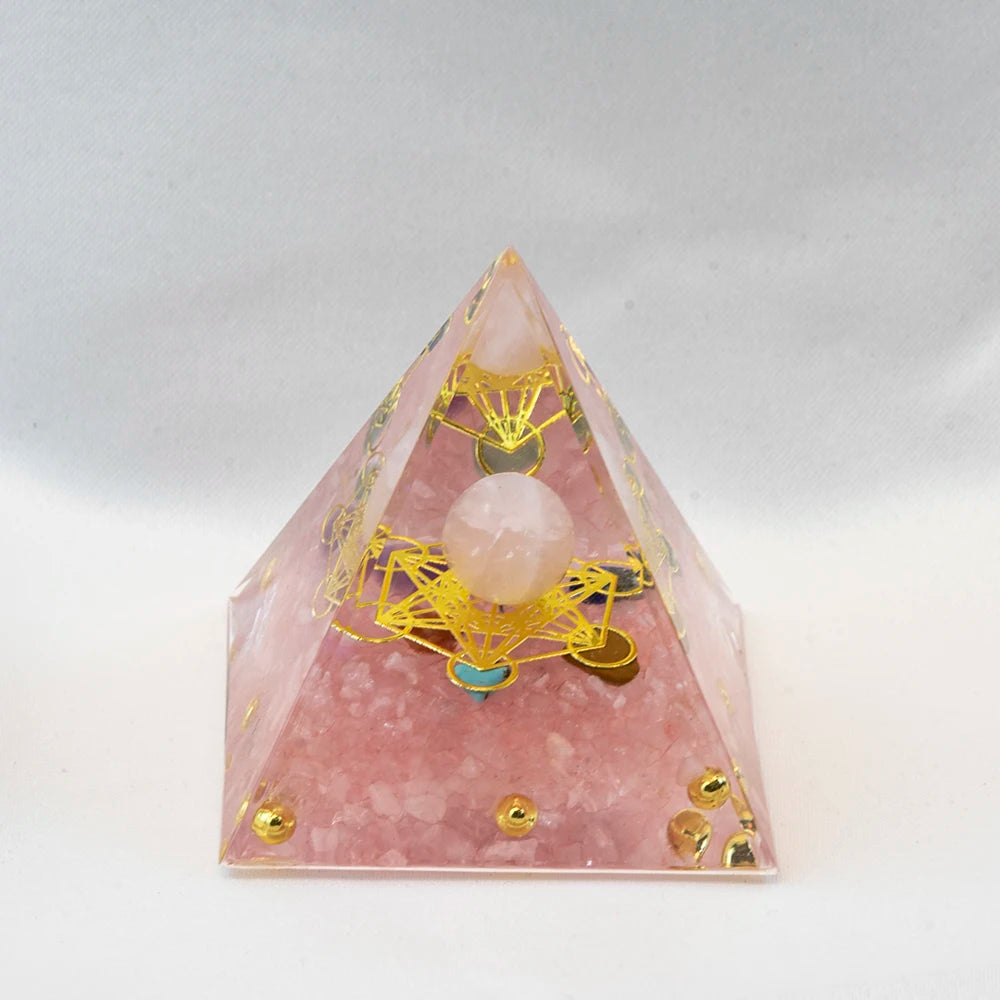 Natural Crystal Energy Generator Pyramid Peridot Amethyst Reiki Healing Chakra Resin Pyramid Egyptian Decor Room Decoration 1pc