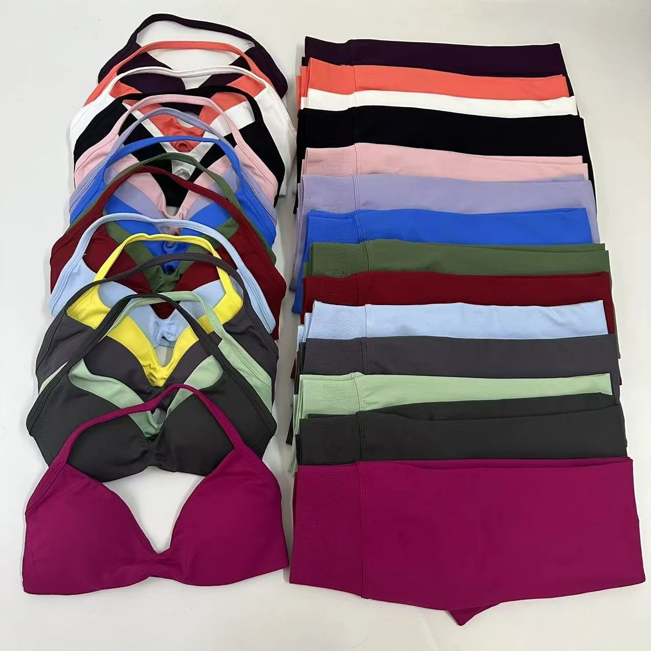 No Logo Seamless Yoga Set Women Workout Scrunch Leggings Set Strappy Halter Sports Bra Fitness Gym Clothing Workout Set 2 Pieces Badiee Stylez