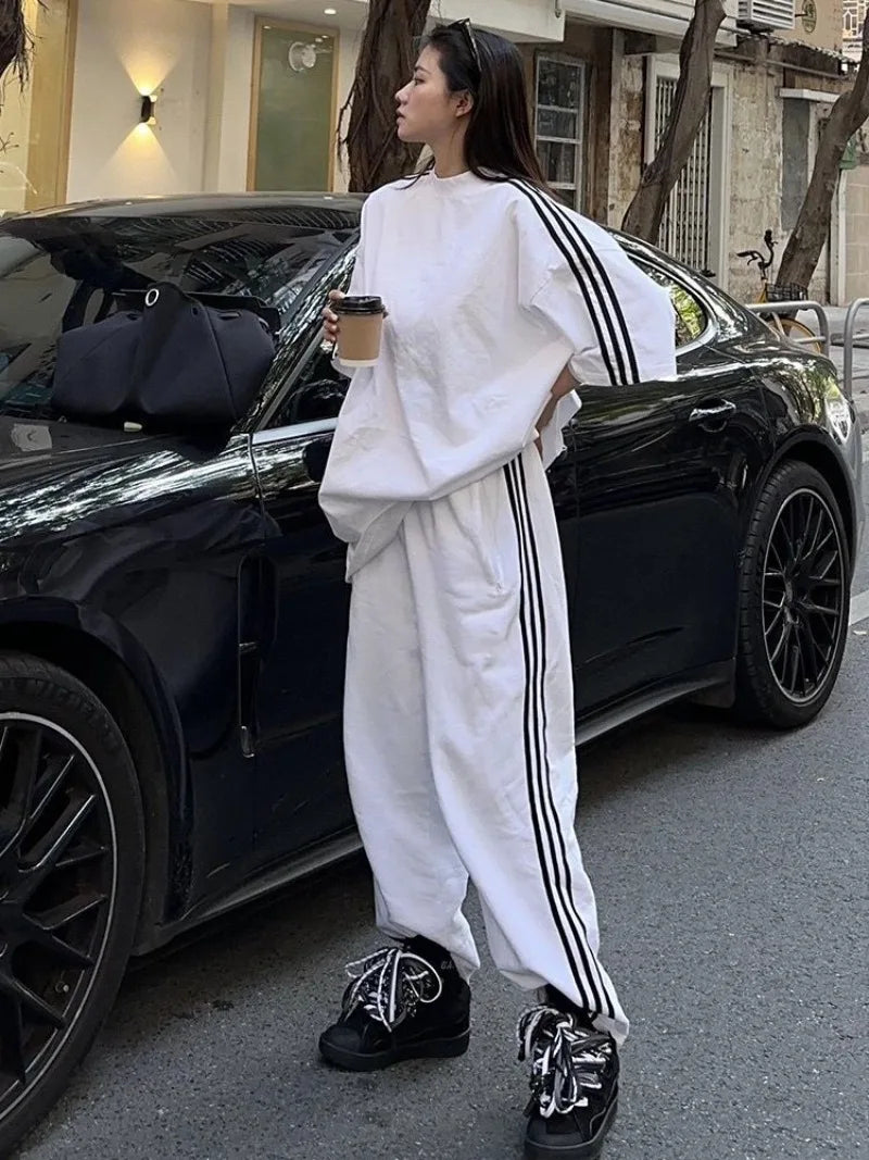 American Street-bombing Leisure Sportswear Suit Female Summer Student Loose Versatile Short-sleeved Trousers Two-piece Suit Tide