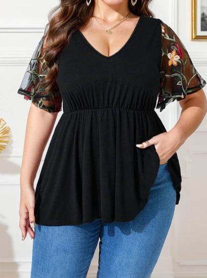Plus Size Europe and The United States New Women's V-neck Casual Mesh T-shirt