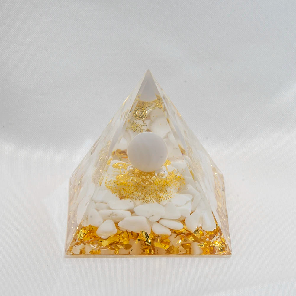 Natural Crystal Energy Generator Pyramid Peridot Amethyst Reiki Healing Chakra Resin Pyramid Egyptian Decor Room Decoration 1pc