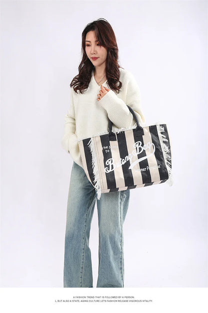 European and American Letters Tassel Canvas Bag Arge Capacity Handbags Travel Women Beach Tote Bag Fashion Casual Shopping Bags