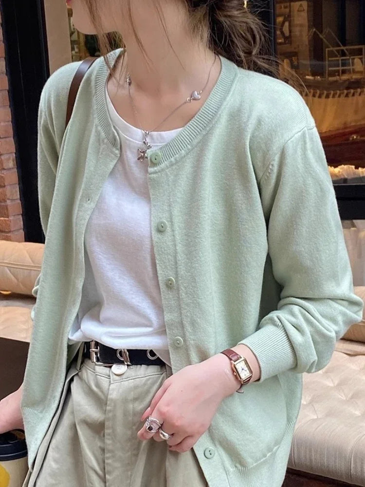 New 2025 Spring Summer Knit Cardigan O-Neck Solid Color Fashion High-Grade Comfortable Slim Casual Knitwear Tops light green One Size
