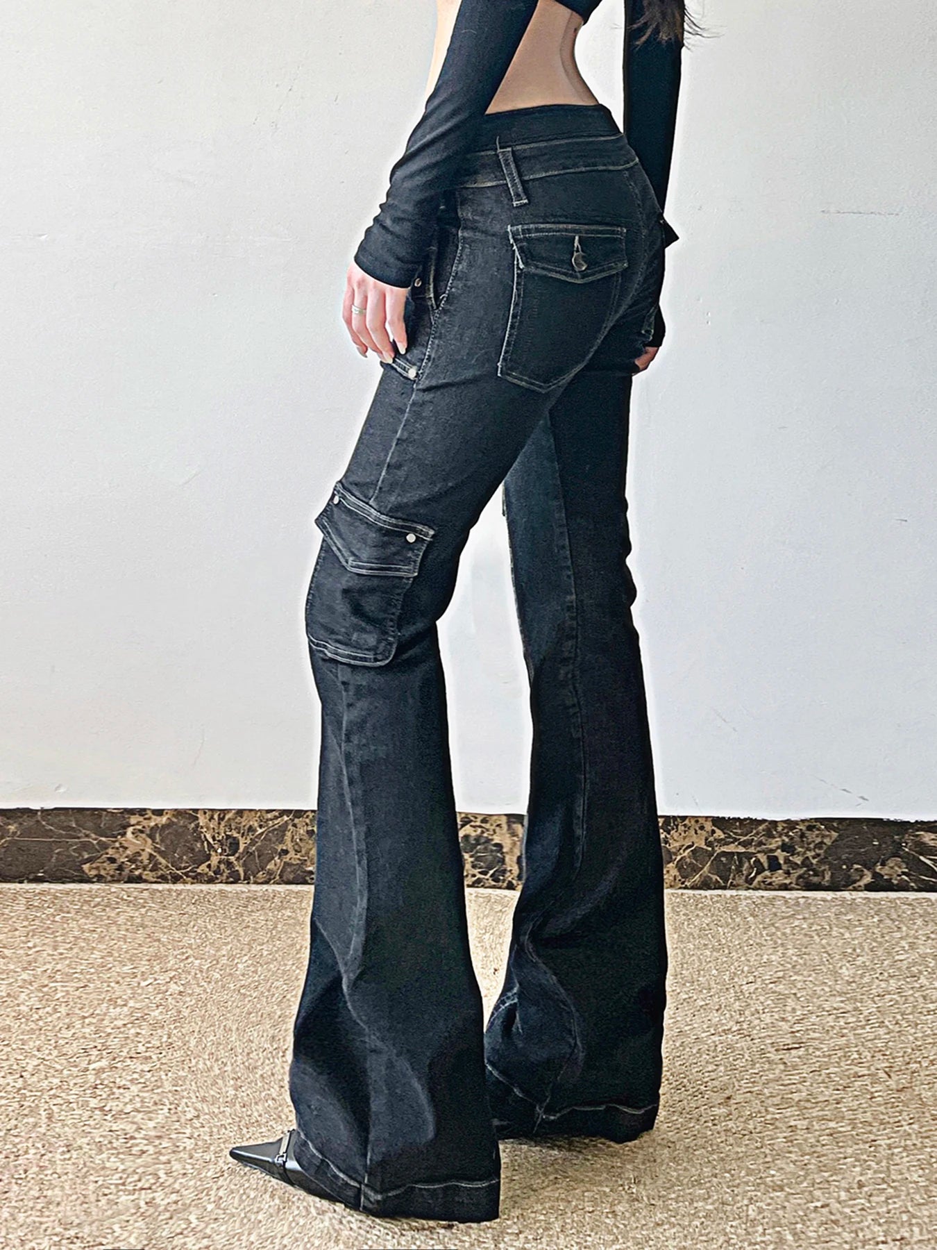 Weekeep Punk Style Star-shaped Rivet Jeans Low Rise Multi-pockets Patchwork Denim Cargo Pants Korean Fashion Hippie Flared Jeans