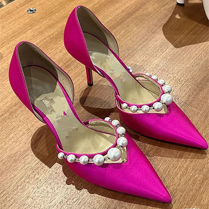 Spring/Summer New Pointed High Heels Hollow Fashion Banquet Pearl Hollow V-Mouth Women's Thin Heels Shallow Mouth Sandals Silk Red 7 cm