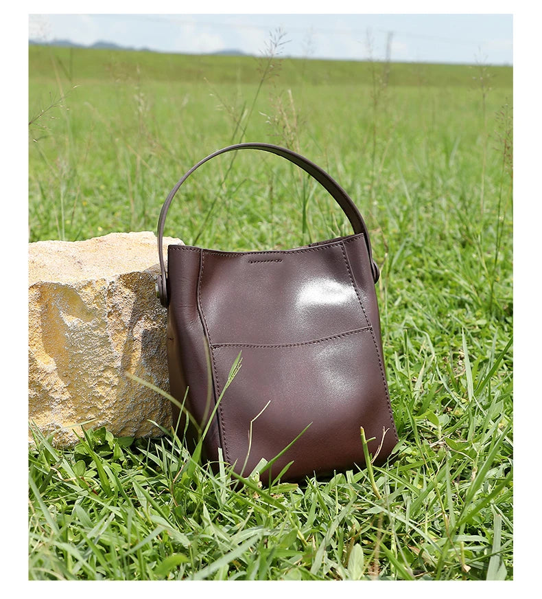 Toptrends Korean Style Bucket Genuine Leather Shoulder Bags For Women 2025 Luxury Designer Crossbody Purses Tote Ladies Handbags