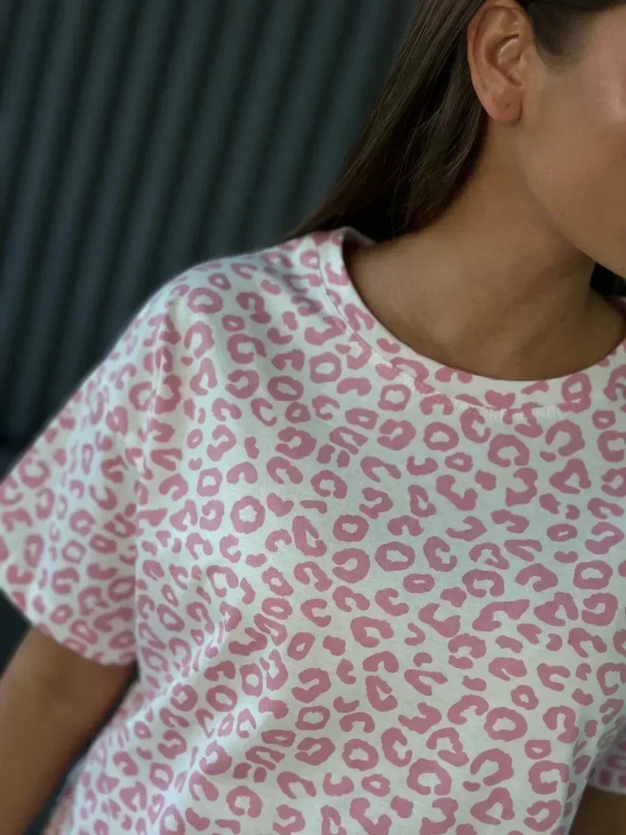 Fashion Leopard Print Sleepwear Women's Summer Pajamas Sexy Round Neck Short Sleeve Tops and Shorts Suit Pyjamas Homewear