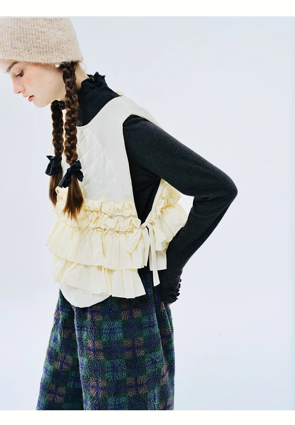 imakokoni2023 autumn and winter original green plaid lamb wool shrink pants 234408 Badiee Stylez