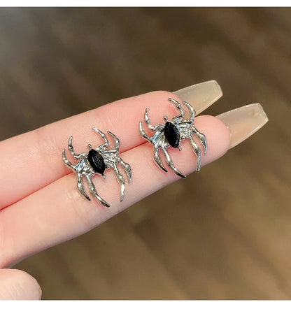 Punk Stainless Steel Spiders Stud Earrings Black Earrings for Men and Women Vintage Hip Hop Rock Piercing Ear Jewelry