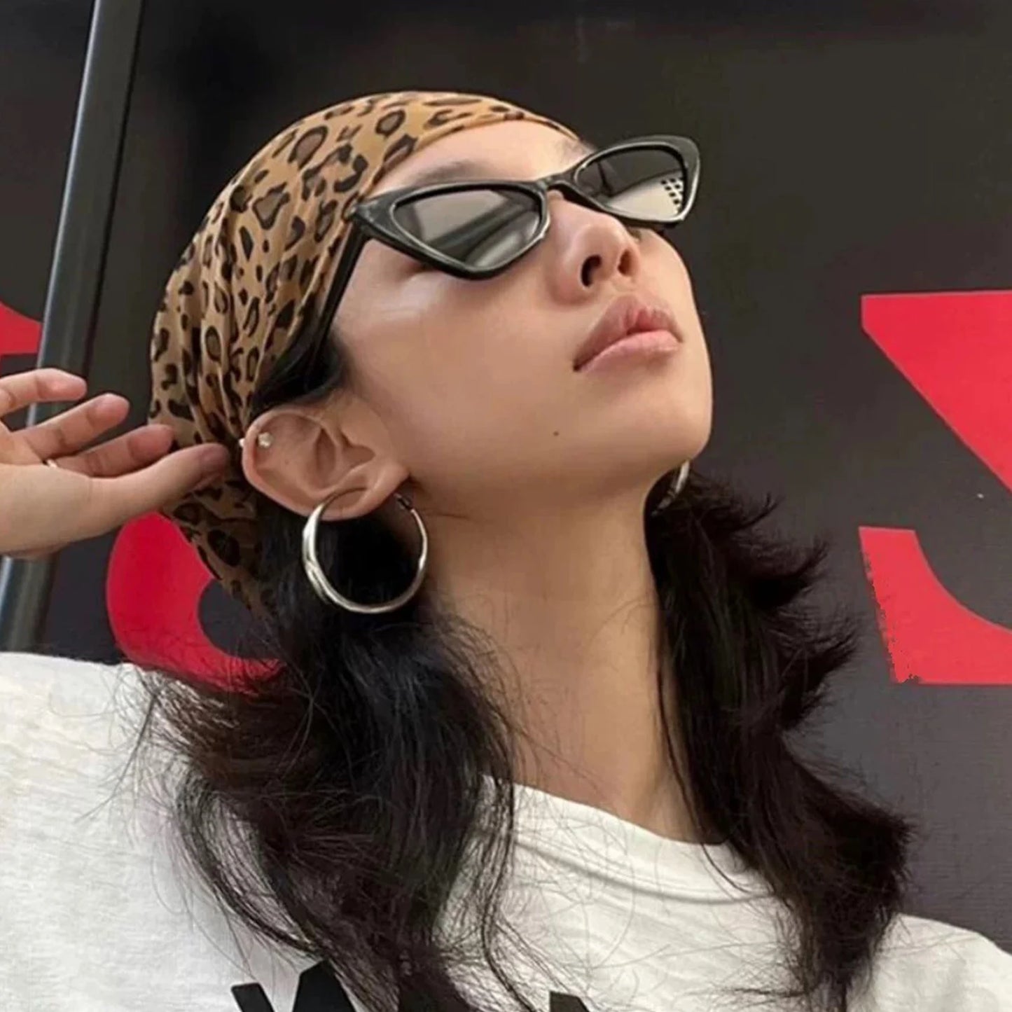 Retro Leopard Print Square Scarf for Women Satin Thin Edge Scarves Head Band Fashion Y2K Lady Hair Shawl Wrap Female Neckerchief