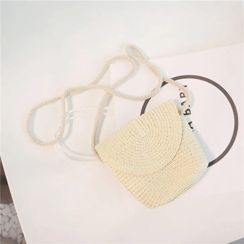 Flip children's Bag Cute Grass Woven Handbag Little Girl Crossbody Fashion Cute Zero Wallet Summer Beach Shoulder Bags