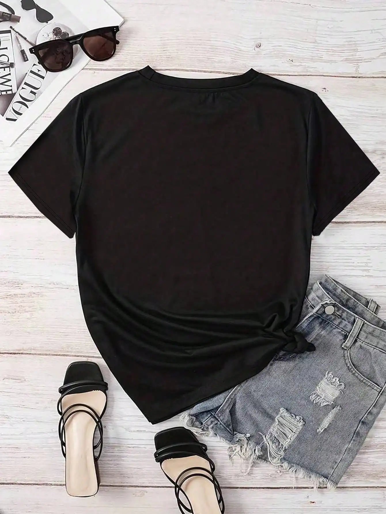 Plus Size Tops Women Clothes Round Neck Summer Outfits Cool Headphone with Dripping Colors Pattern Print Short Sleeved T-shirt